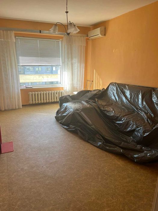 Продава се Двустаен апартамент в Бургас, Изгрев - 70 кв.м за 1658 €/кв.м - Снимка #1