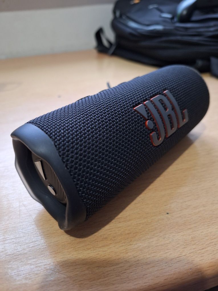 Boxă portabilă JBL FLIP 6