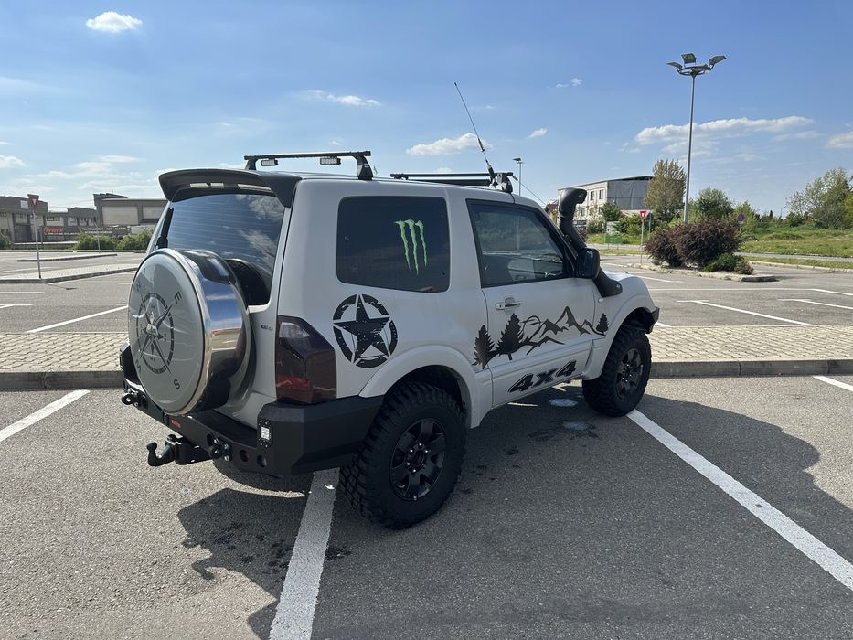 MITSUBISHI PAJERO MK3 – pregatit de aventura!