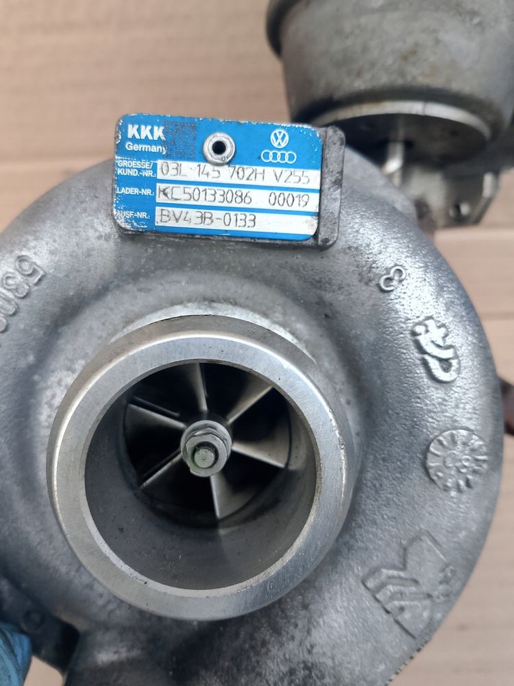 Turbo Audi A4 A5 A6 Q5 : 2.0 TDI CAG CAGA CAGB - 03L145702H