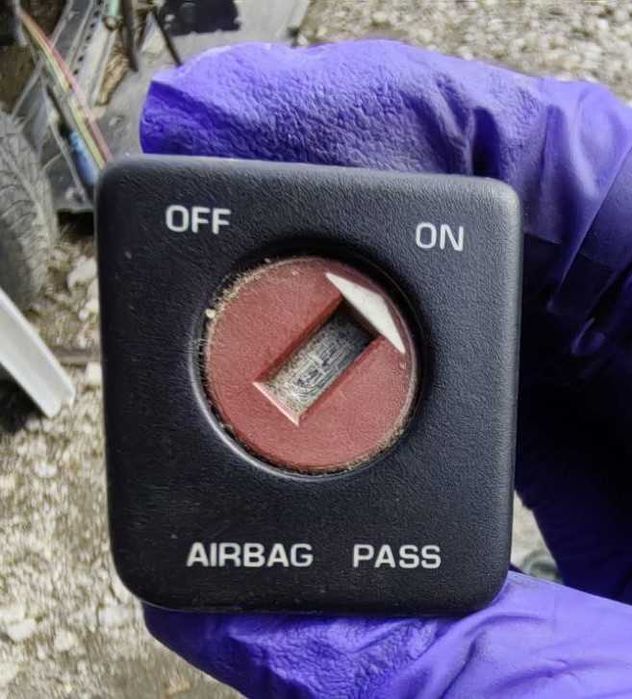 Peugeot 307 2.0HDI на части