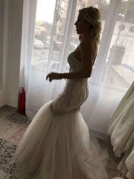 rochie de mireasa La Novia Queen