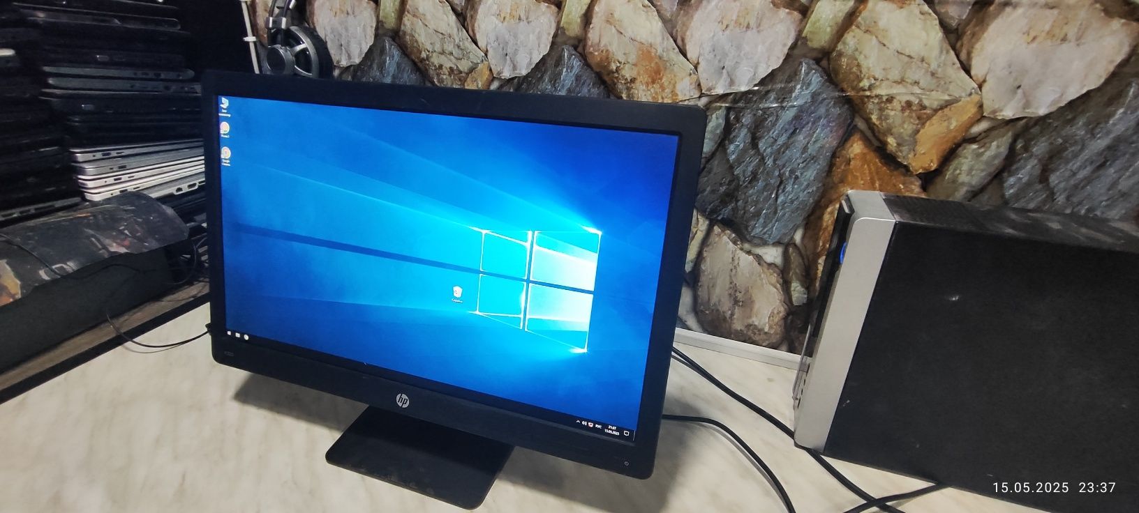 Мониторы FullHD, 22", Display Port