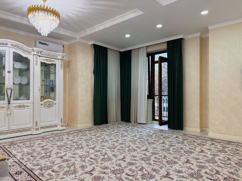 Продаётся КВАРТИРА 3/4/7 на 105м2 ЖК "Янги Дархан" Ор-р: ул. Аккурган