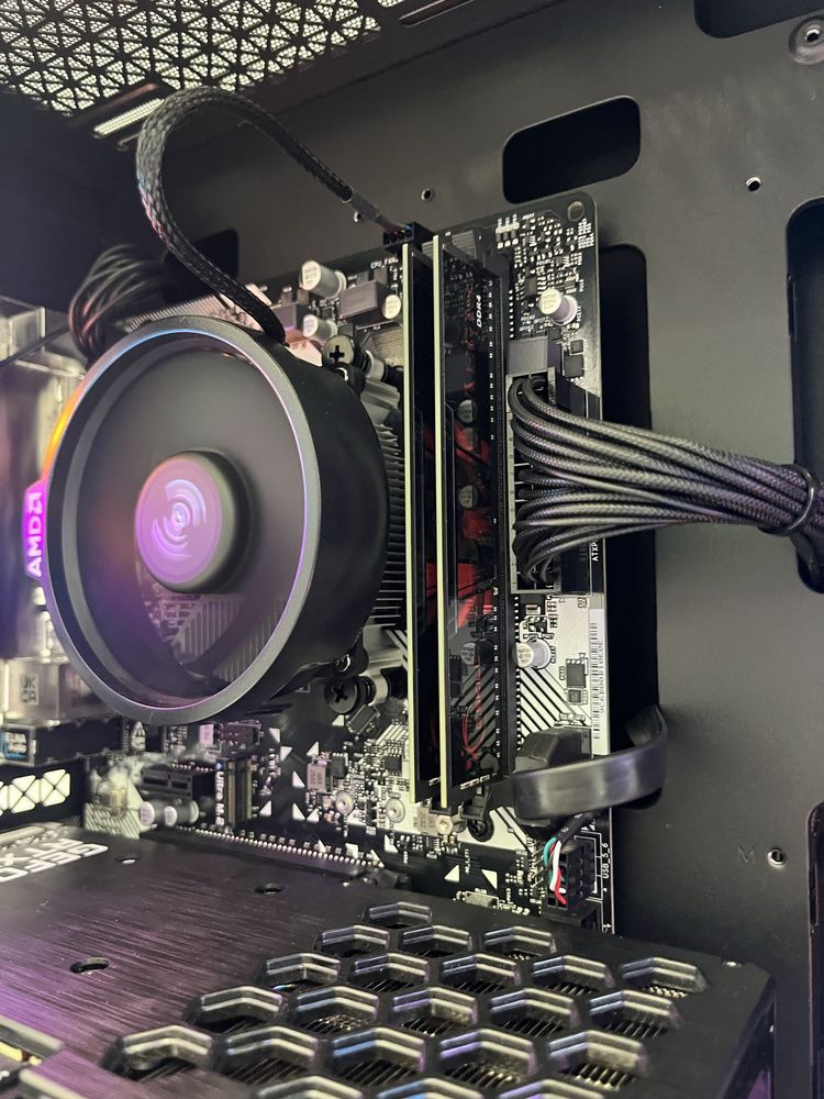 Геймърски компютър AMD Ryzen 5 5500, RTX 3060 12GB, 16GB ram