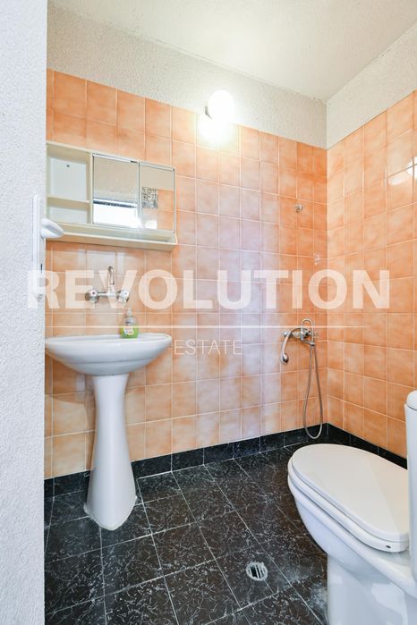 Дава се под наем Тристаен апартамент в София, Младост 4 - 100 кв.м за 500 € - Снимка #12