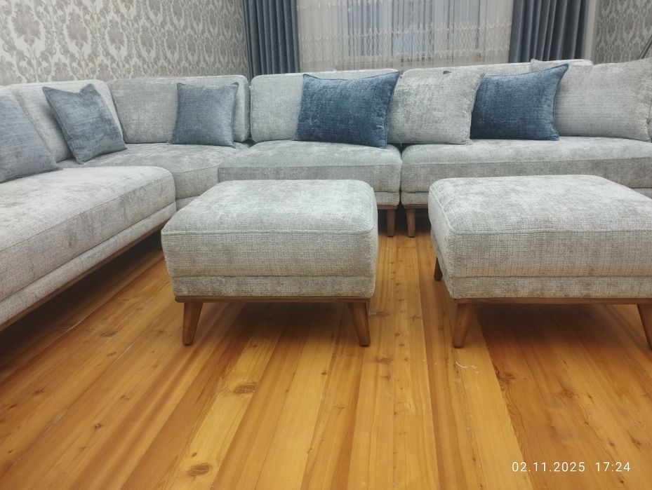 Угловой диван для гостиной