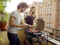 Gratar pe gaz Weber Q2000 cu suport. (NOU)