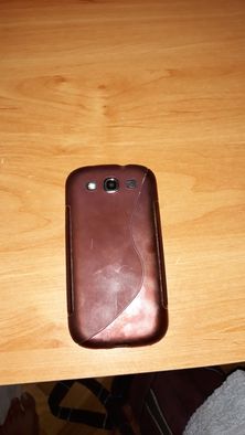 Vand Samsung Galaxy S3 Neo piese ecran defect+husa cadou