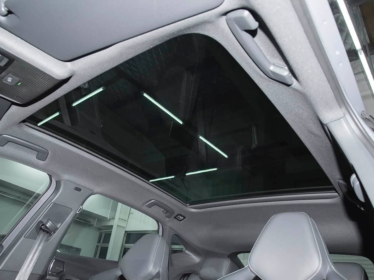 VOLKSWAGEN ID.UNYX 06 Ultra Long Range электромобиль 80.2 кВтч батарея