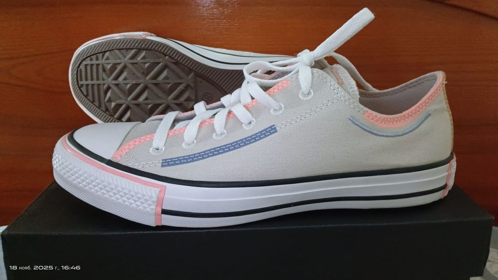 Продаются Converse