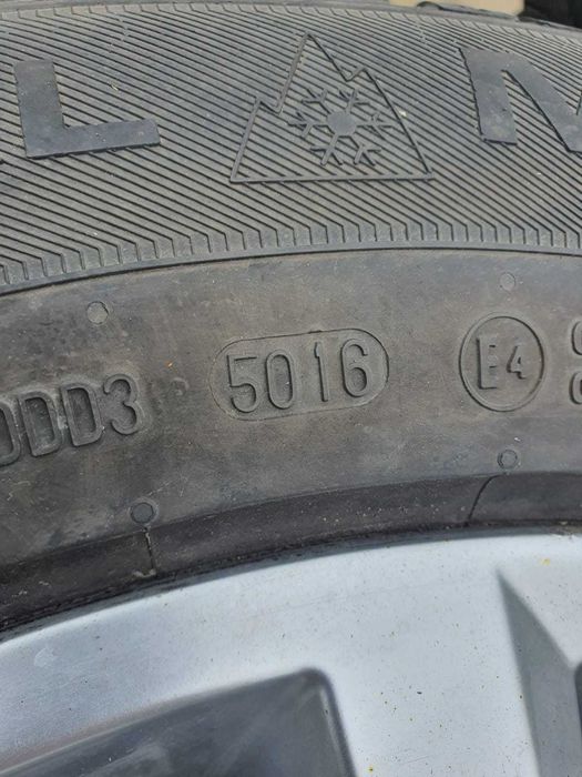 лети джанти с зимни гуми 255 55 18 Фолксваген Туарег