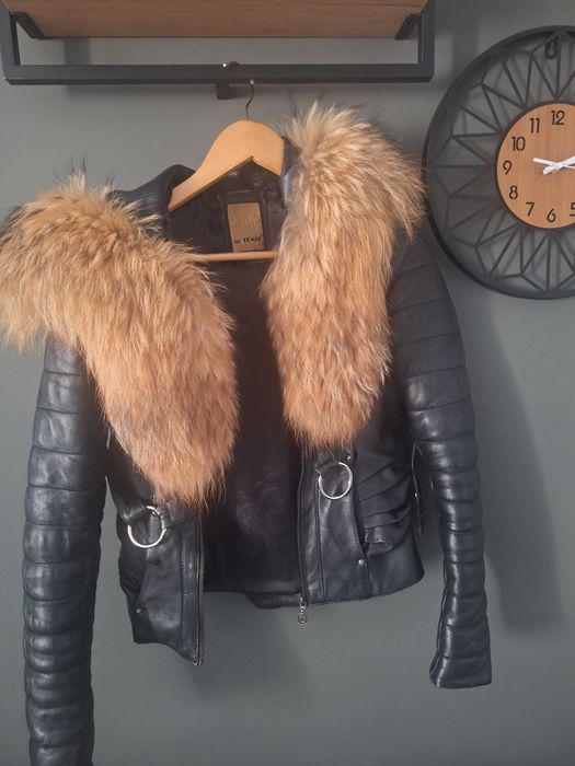 Дамско кожено аке с голяма яка/ кочулка