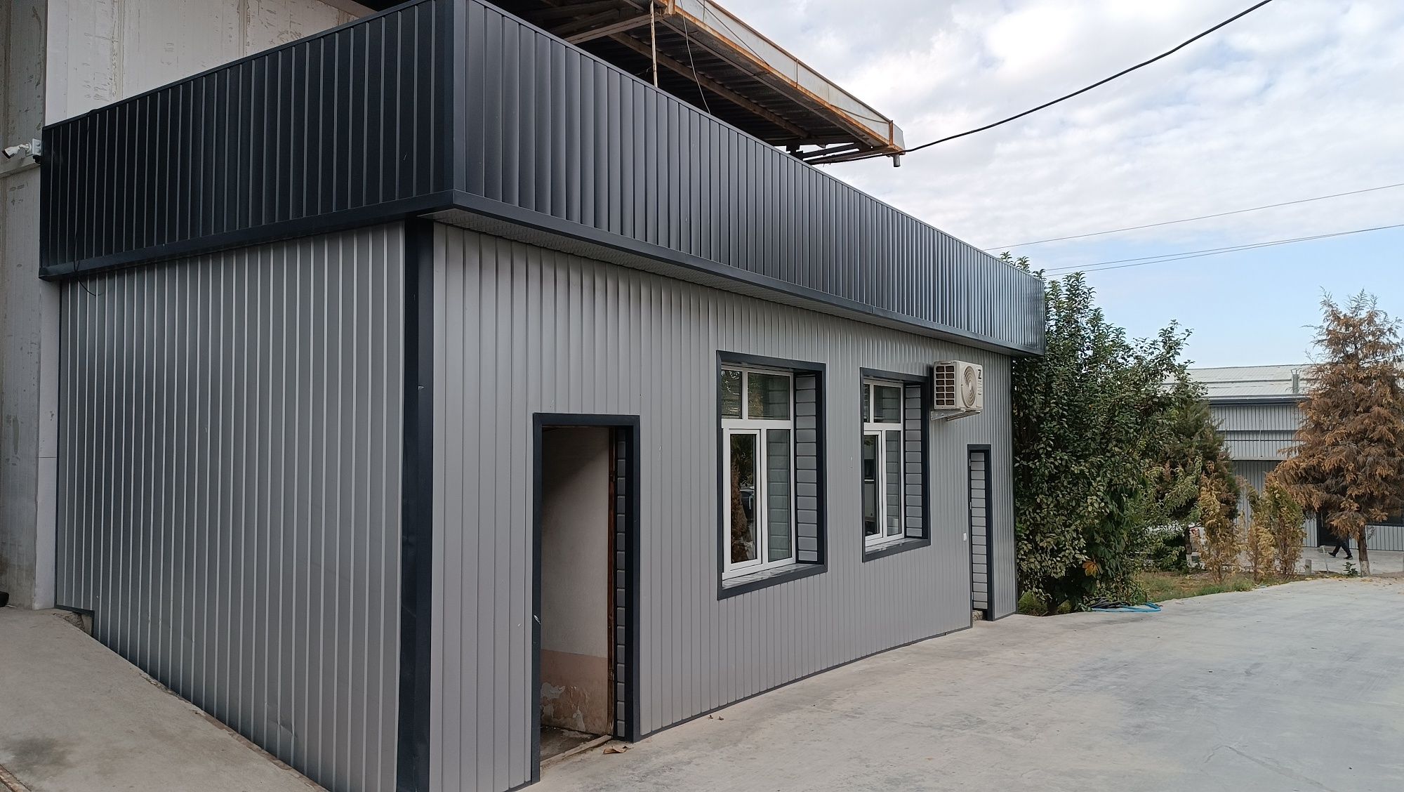 USTA. Tunka Saydin, Plastik, Dekor, Gipsokarton, Metal Apex qilamiza