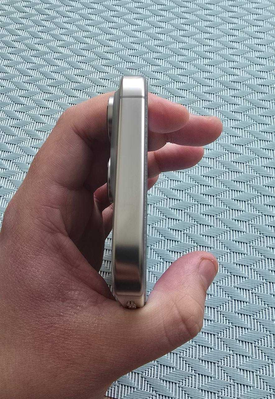 iPhone 16 Pro 256GB с гаранция