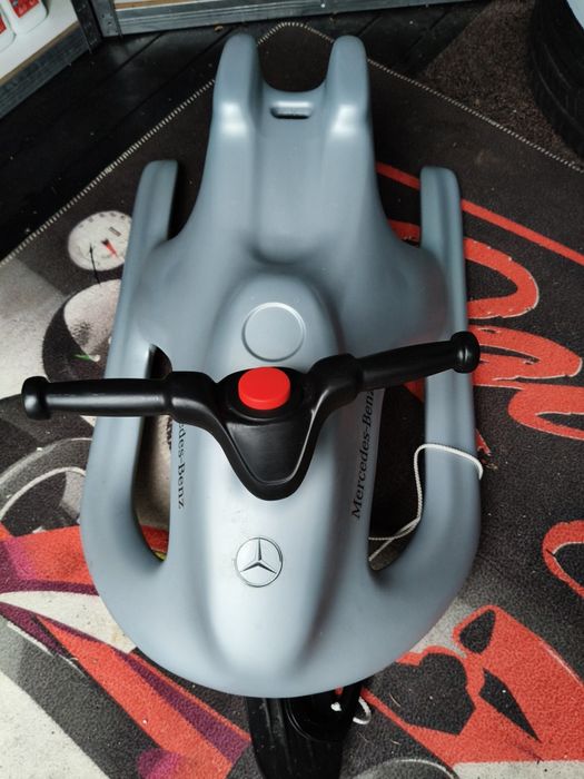 Sanie tip bob Mercedes