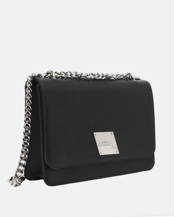 Нова черна чанта Replay