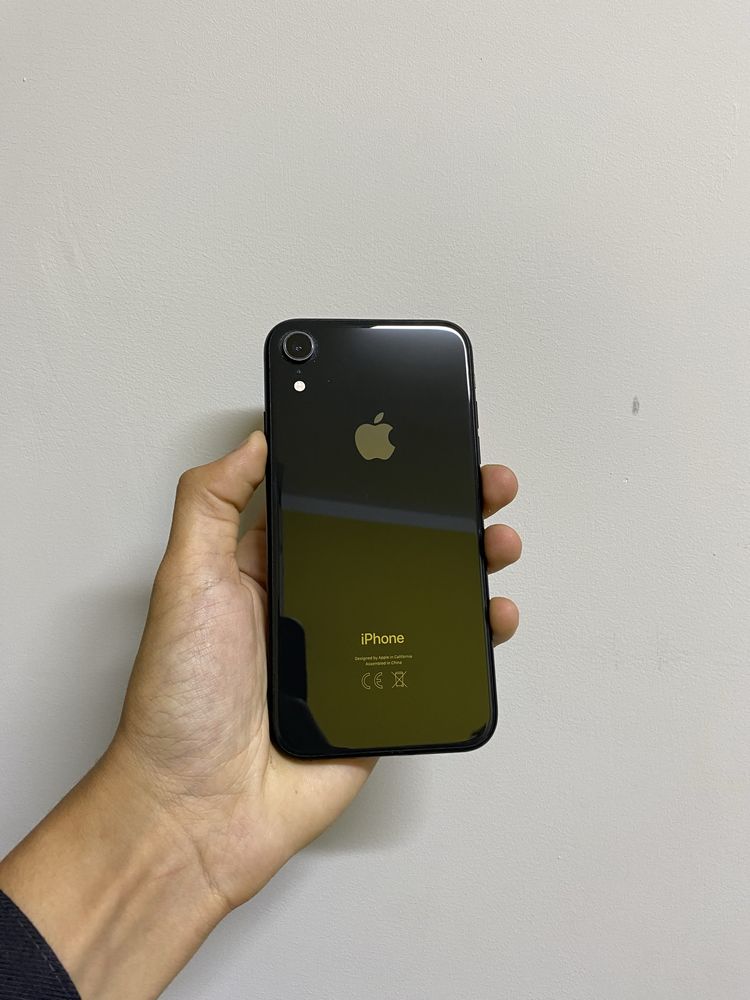 Продам срочно iPhone XR 64GB АКБ 82%