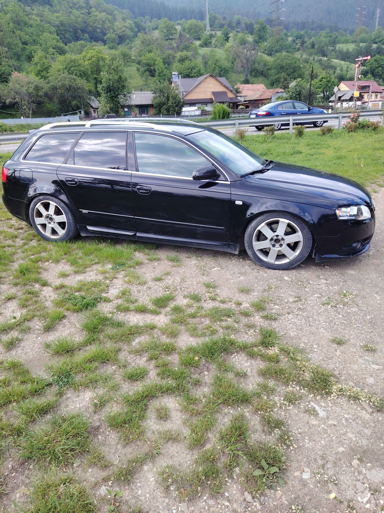 Vând audi A4 b7 3.0 quattro