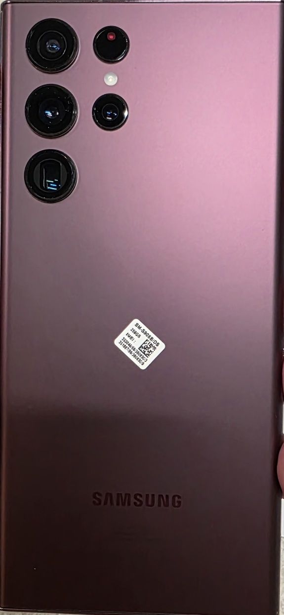 Samsung Galaxy S22 Ultra Burgundy