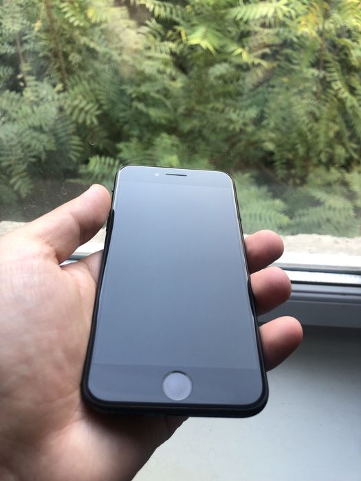 Iphone SE 2020 срочно