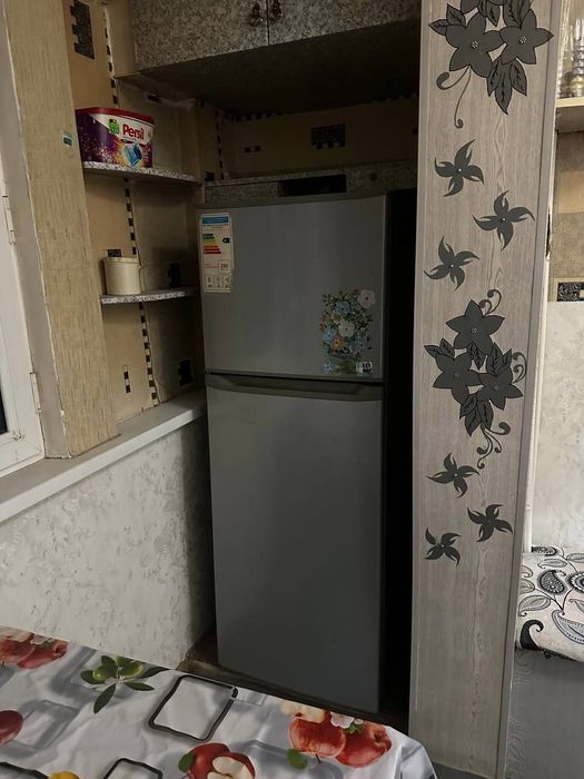 Kvartira sotiladi Lesinova 2.Kadishva bozor yonida. 43m2