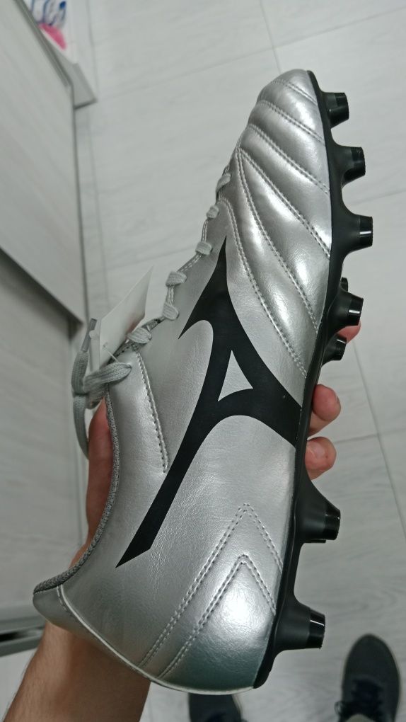Original Mizuno Futbol butsalari! Оригинальное бутсы Mizuno!