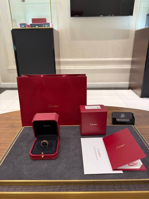 NEW Кольцо Cartier unlimited ring