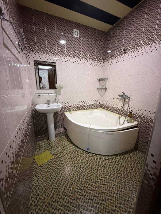 Продается Квартира Ибн Сино, 3/4/4, 101 кв.м. Новостройка.