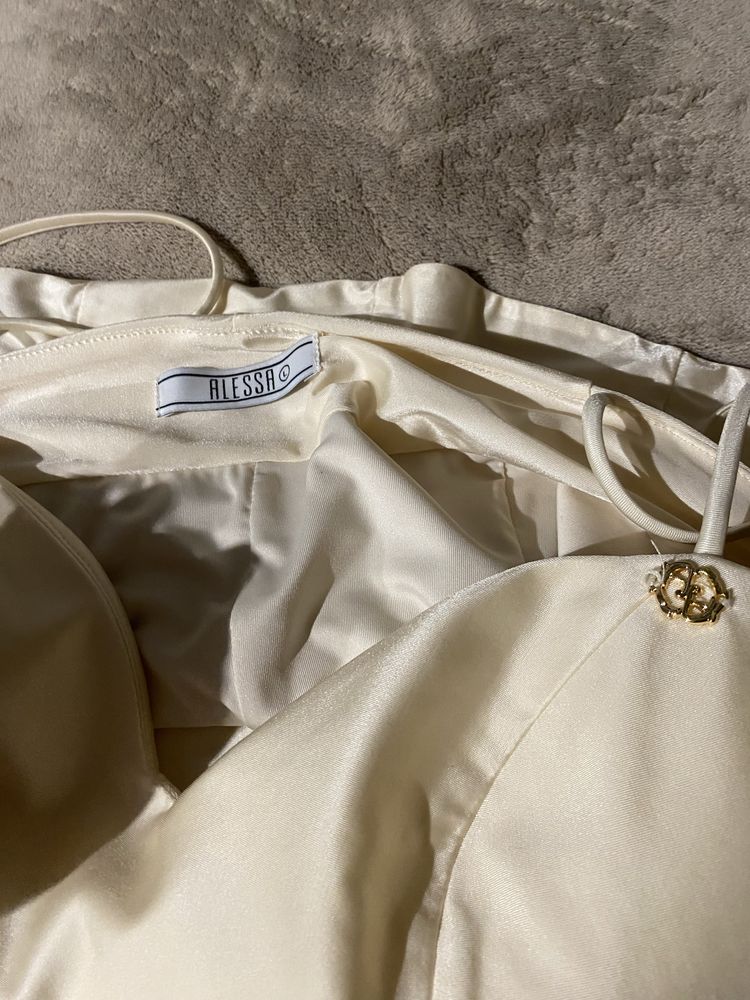 What A Delight Топ - Soft Beige АLESSA