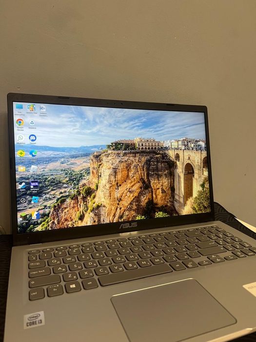 Продам ноутбук Asus X515JA для работы и учебы в отличном состоянии