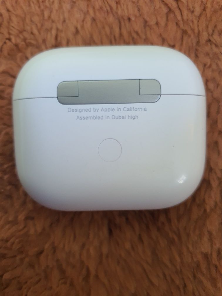 Airpods Pro 3 + chexol