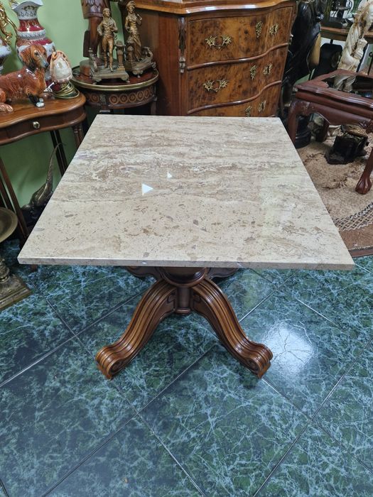 Страхотна антикварна белгийска маса с мраморен плот