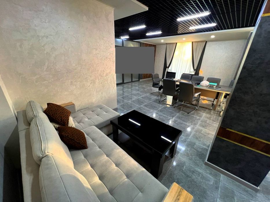 Аренда под офис 100м2 С мебелью!  5 минут от метро Мирзо Улугбек!