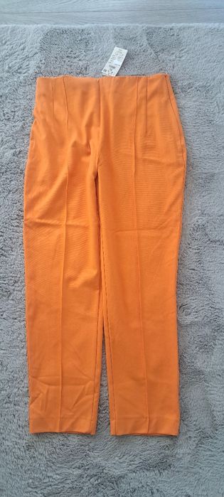 Pantaloni de dama