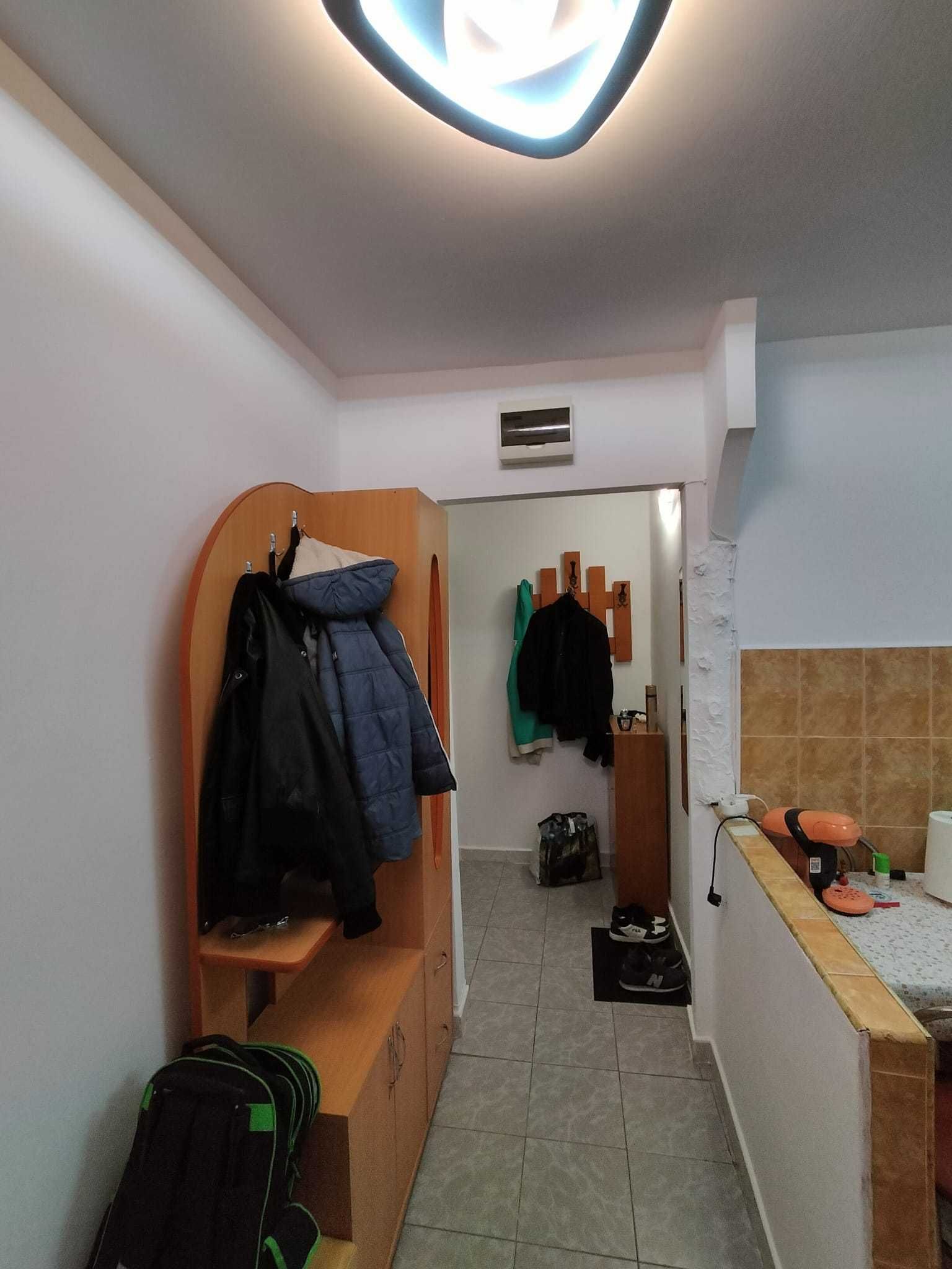 Vand apartament Zona Lipovei