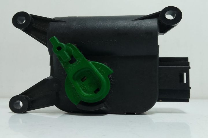 Motoras  clapeta aeroterma  0132801303 / 8E1820511B Audi A4 B7 seria