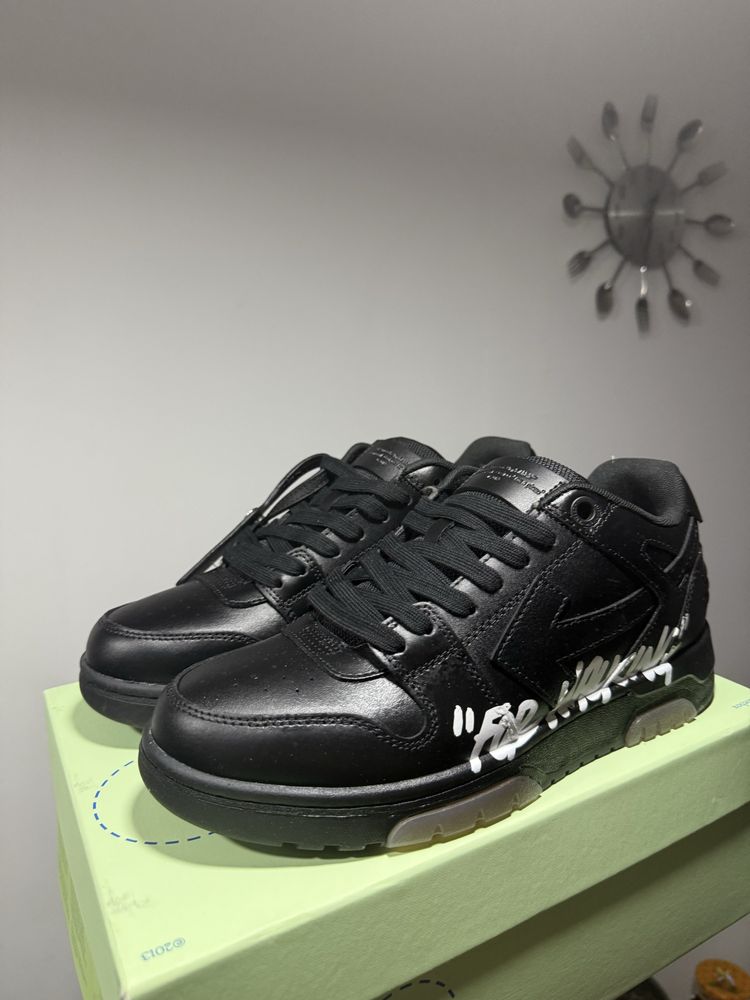 OFF-White Out Of Office Black