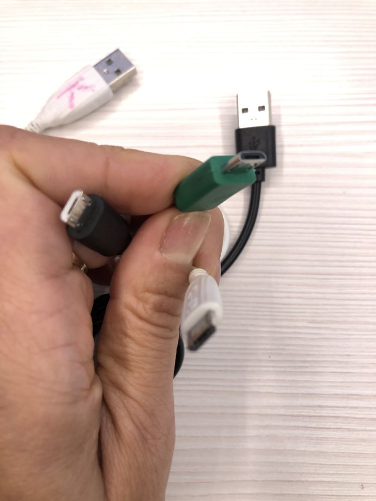Микро USB каел за зареждане