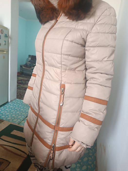 Куртка Б/У в отличном состоянии