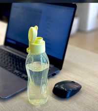 Tupperware bottle