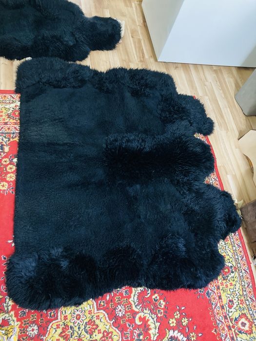 Зимние чехлы черные и серые