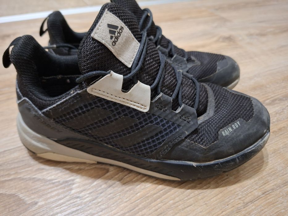 Маратонки adidas terrex 35