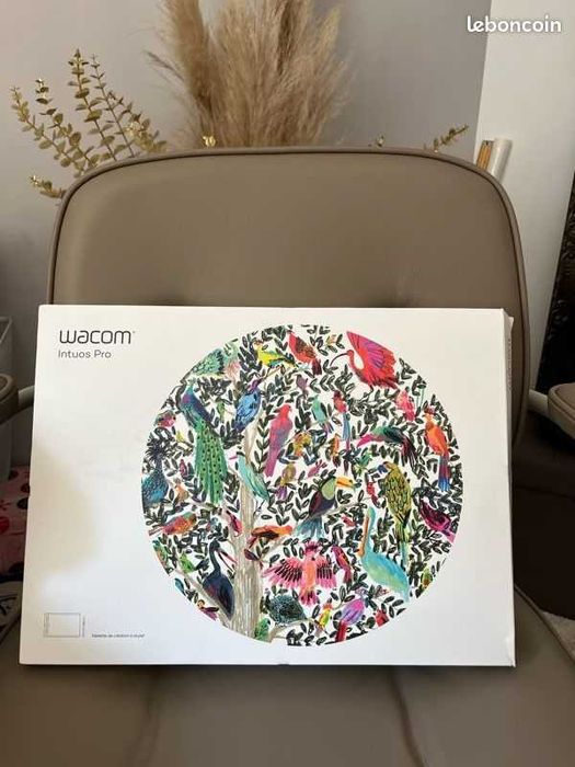 Wacom Intuos Pro Medium PTH660-S 2025 tableta grafica