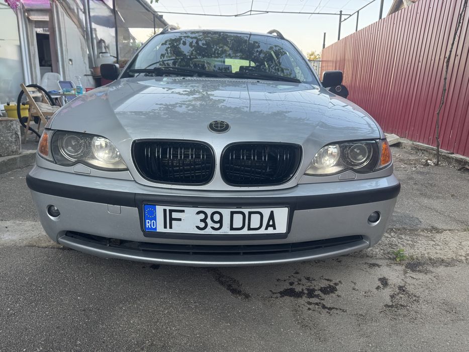 Vand e46 sau schimb cu logan