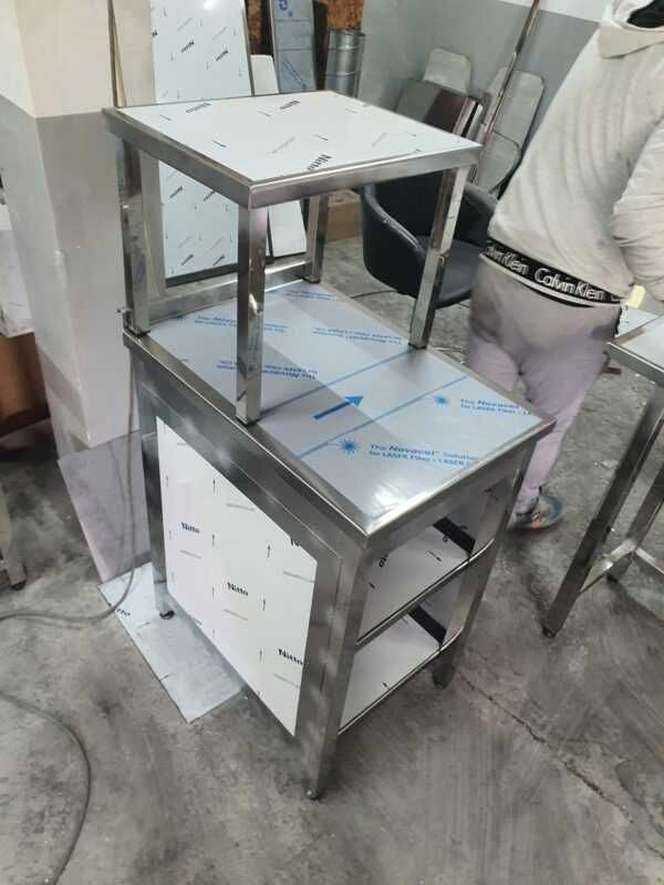 Masa tip dulap cu 2 polite si raft 500x700mm