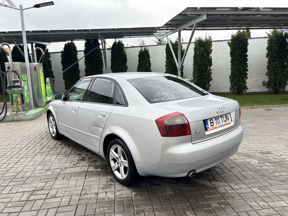 Audi A4 B6 2.0i 130cp