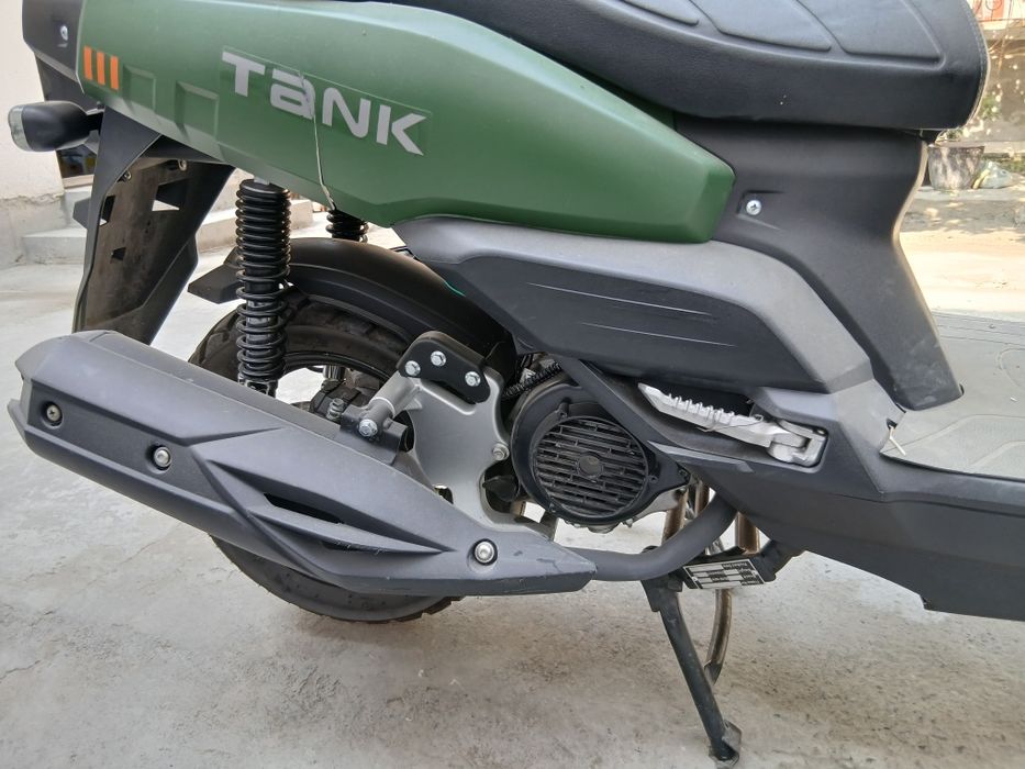 TANK skuter 2024