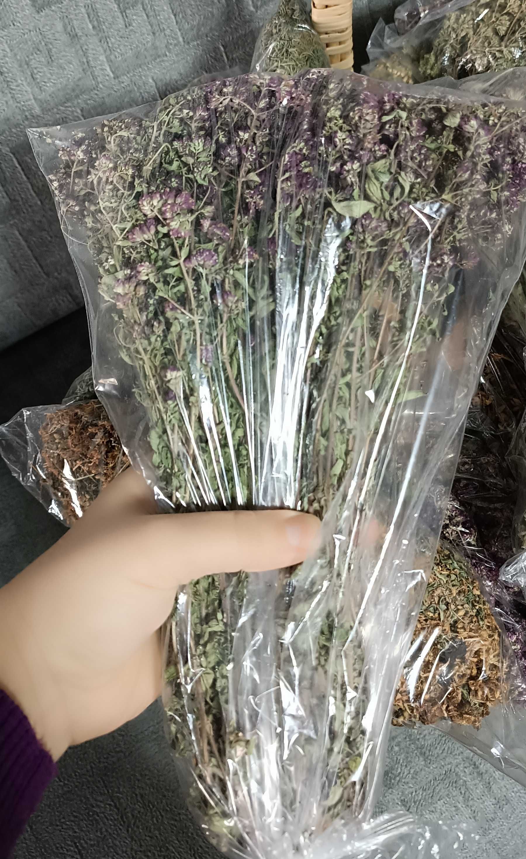 Продавам билки за чай на едро и на дребно