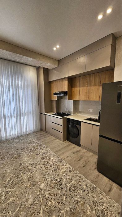 Бухара сити, Латтикода жойлашган 3 хонали квартира